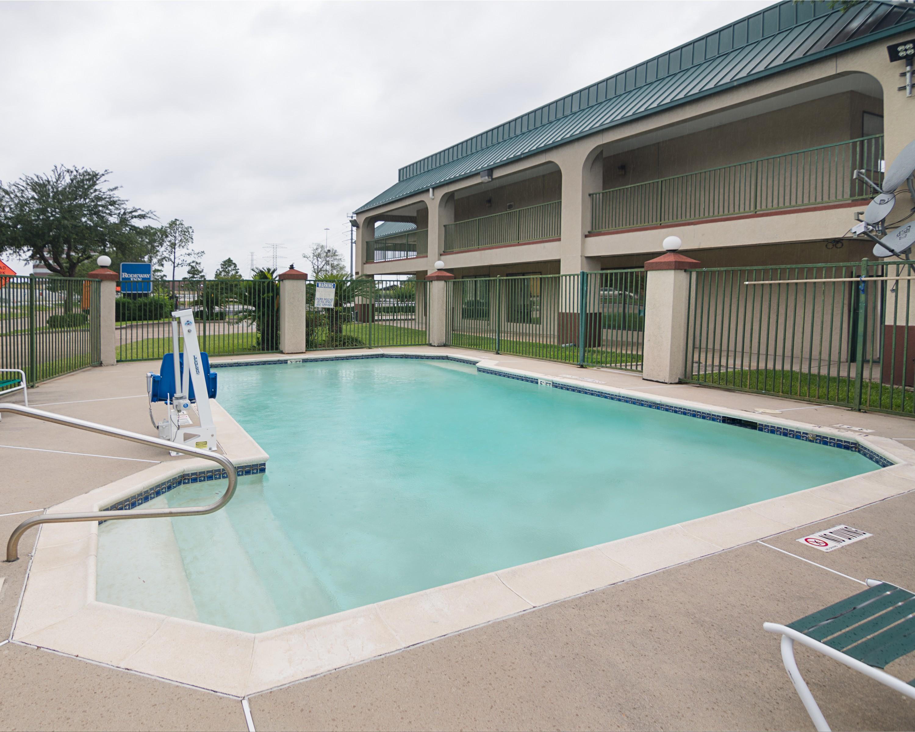 Rodeway Inn & Suites Hwy 290 Nw Houston Exterior foto