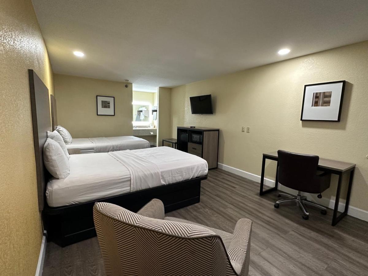 Rodeway Inn & Suites Hwy 290 Nw Houston Exterior foto